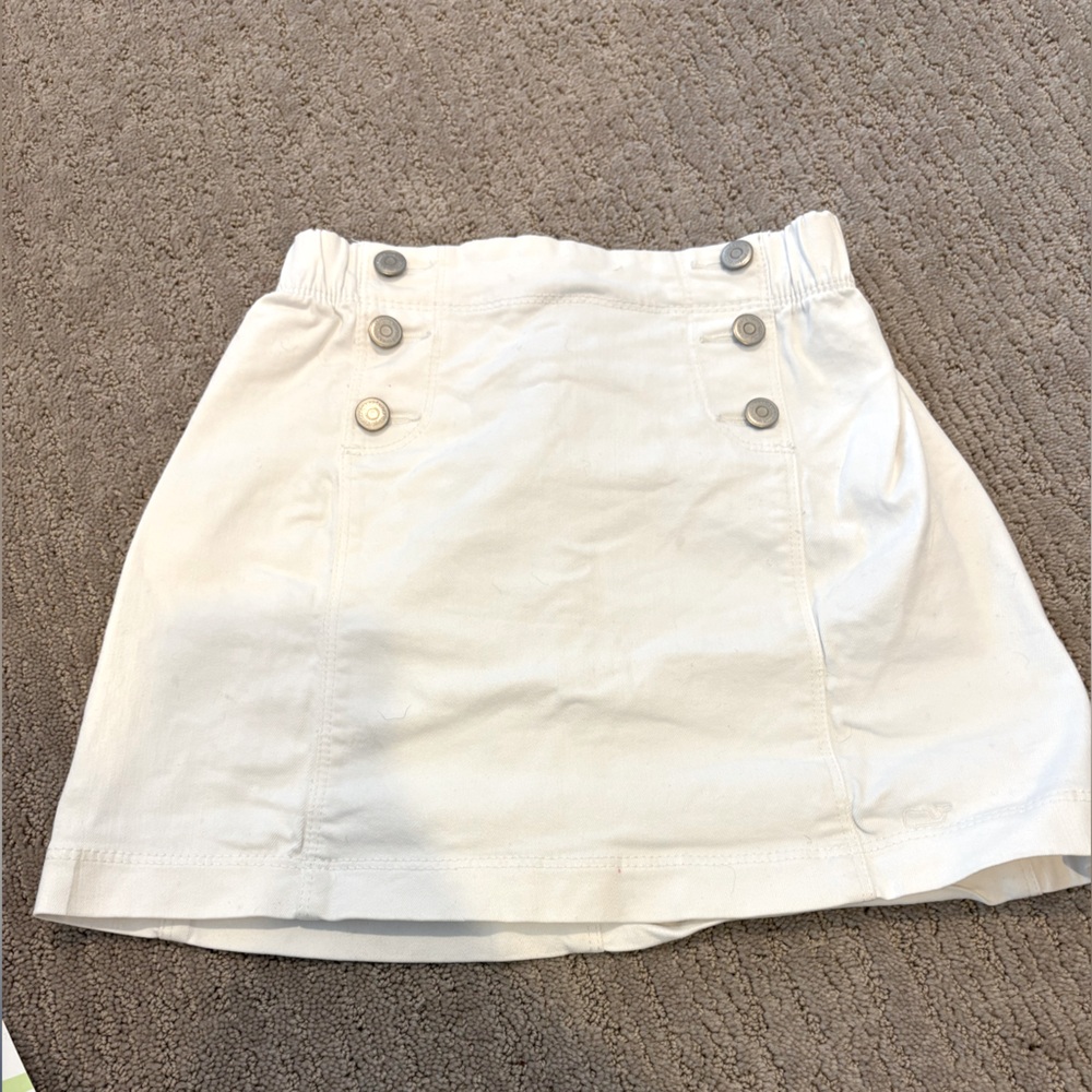Vineyard Vines like new White Buttoned Girl’s Skirt